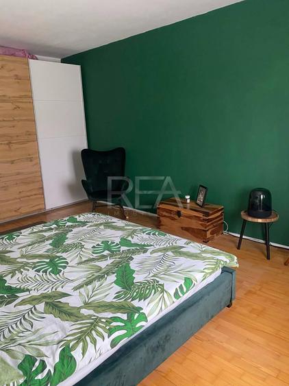 Apartament cu 3 camere decomandat, mobilat în Aviației