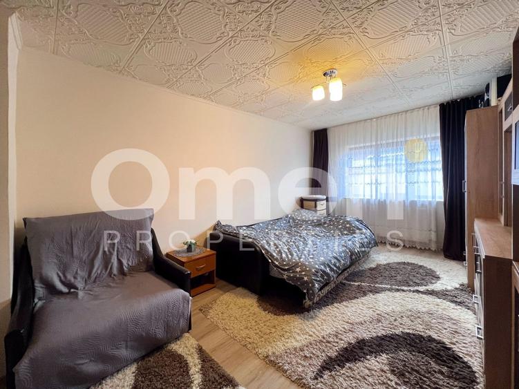 Apartament cu 3 camere semidecomandat, mobilat în Sud-Est