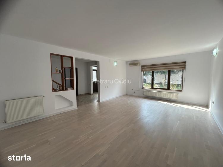 Casa semicentrala Pitesti