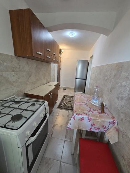 Apartament cu 2 camere semidecomandat în Tudor Vladimirescu