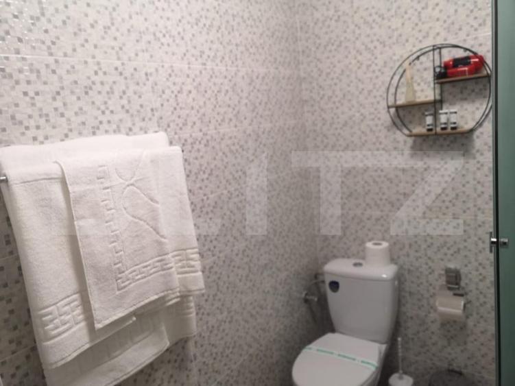 Casă cu 18 camere cu Canalizare în Copou