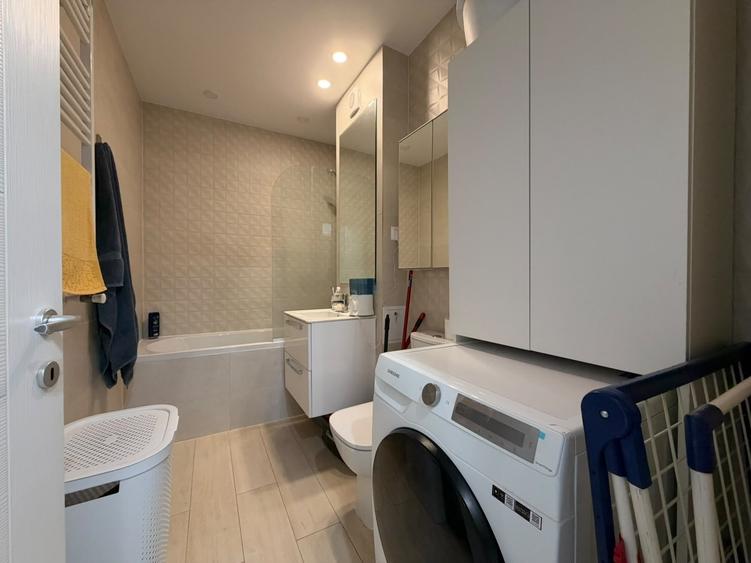 Apartament cu 3 camere decomandat, mobilat în Theodor Pallady