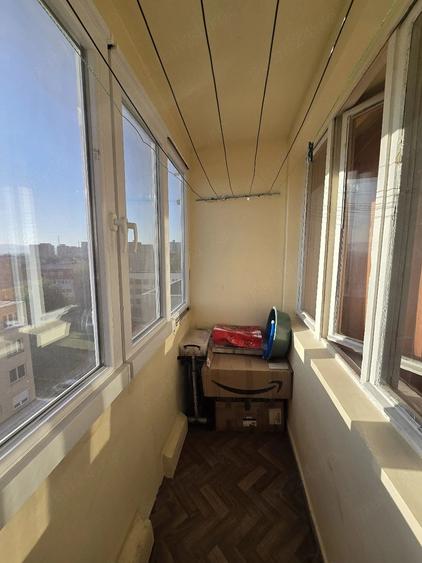 Apartament cu 2 camere semidecomandat în Progresul
