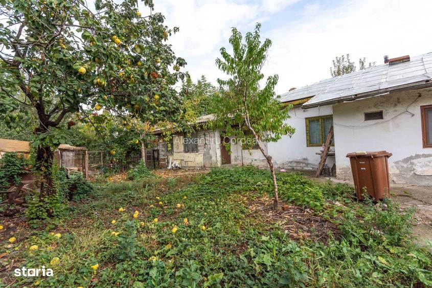Straulesti - str. Pietrosita nr. 10, Casa demolabila cu teren 388 mp
