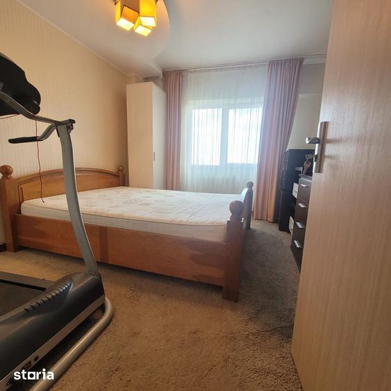 Apartament cu 3 camere decomandat în Centrul Civic