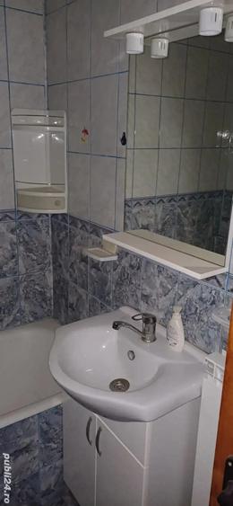Garsonieră decomandată în Central