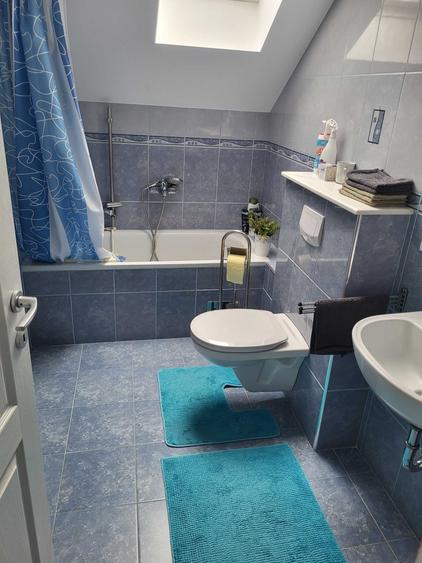 Casă cu 4 camere cu Teren 600 Mp în Central