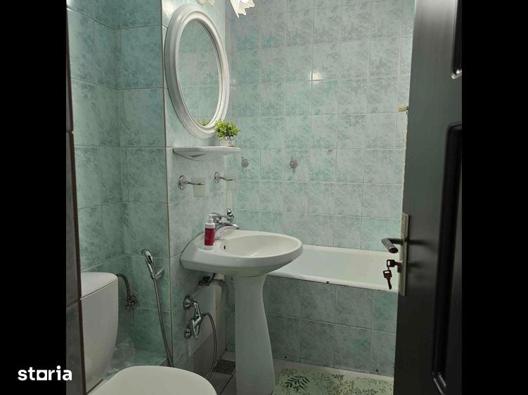 Apartament cu 2 camere decomandat în Decebal