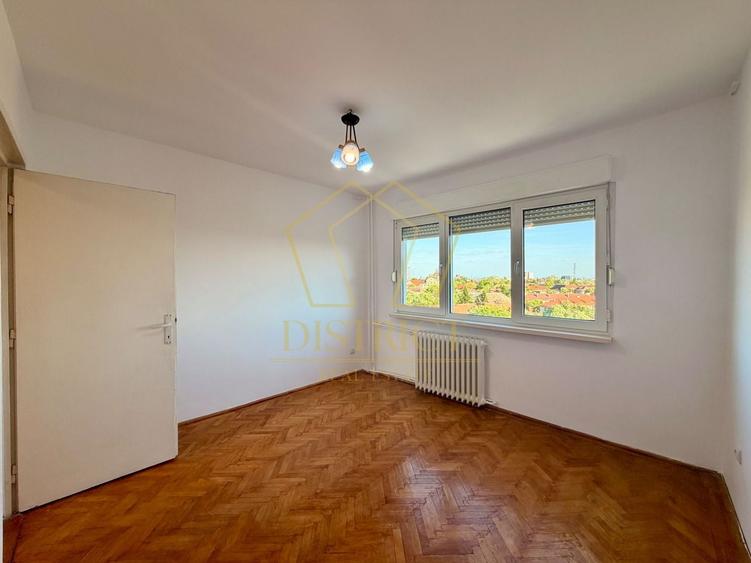 Apartament cu 3 camere semidecomandat în Take Ionescu