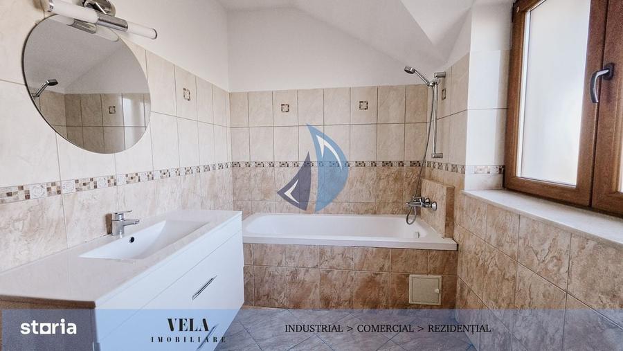Casă cu 4 camere în Unirii