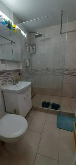 Apartament cu 3 camere decomandat în Lotus