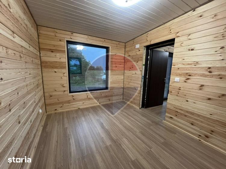 Casă cu 2 camere cu Teren 500 Mp în Cislău