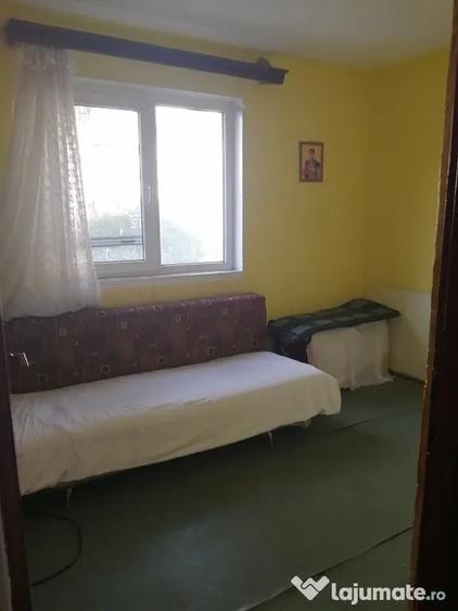 Apartament cu 2 camere decomandat în Ferentari