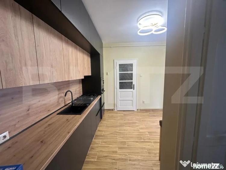 Apartament cu 4 camere decomandat în Titulescu