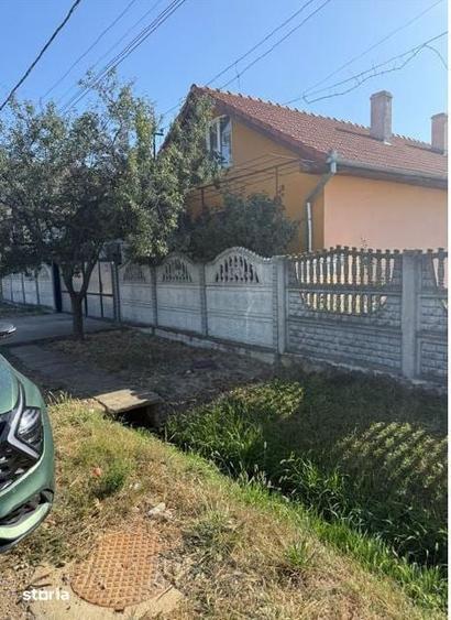 Casă cu 4 camere cu Teren 1079 Mp în Brusturi