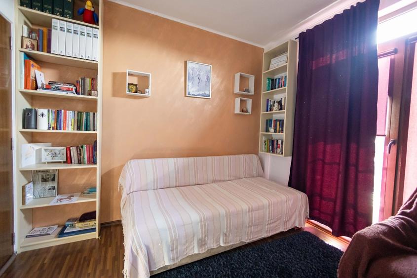 Apartament cu 3 camere semidecomandat, mobilat în Bucureștii Noi