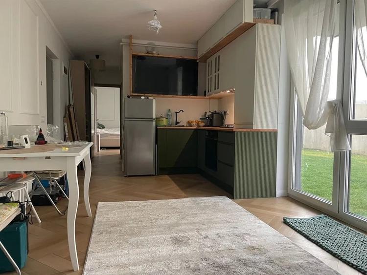 Apartament cu 2 camere, mobilat în Florești