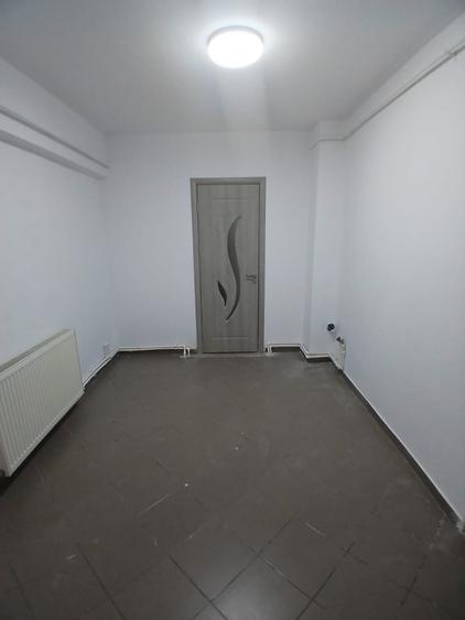 Apartament cu 2 camere decomandat în Energiei