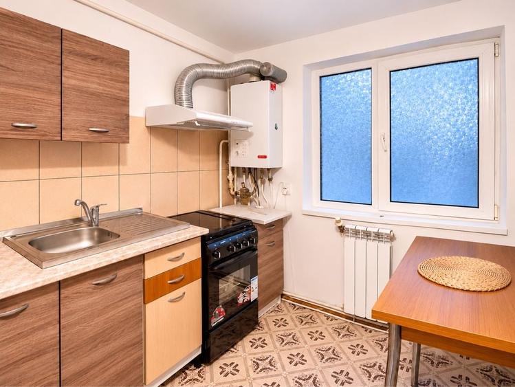 Apartament cu 2 camere semidecomandat în Central