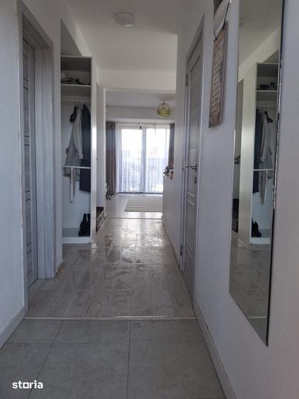 Casă cu 3 camere cu Canalizare în Central
