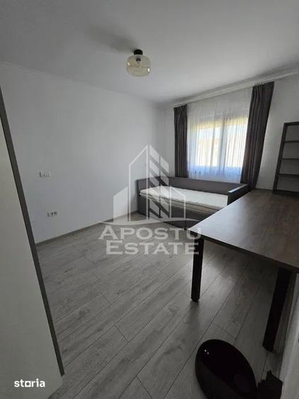 Apartament cu 3 camere, mobilat în Giroc