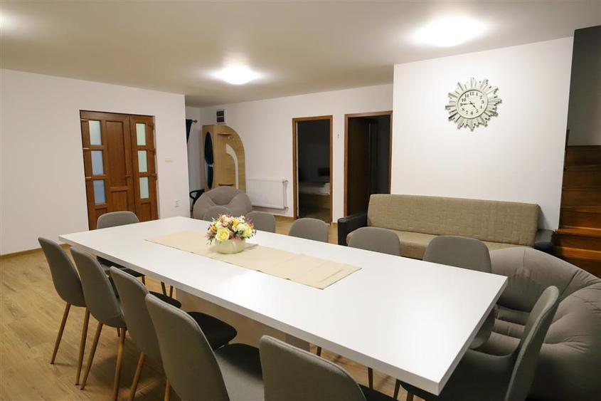 Casă individuală cu 6 camere cu Teren 2100 Mp în Ibănești