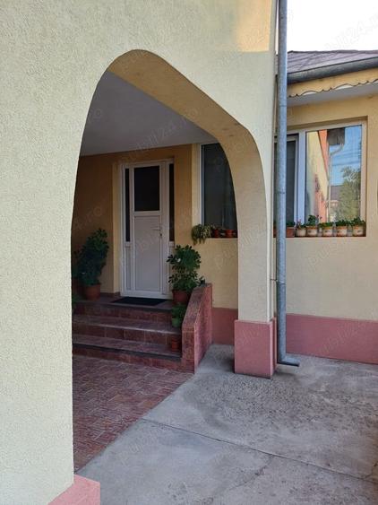 Casă cu Teren 430 Mp în Poșta