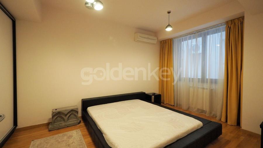 Apartament cu 5 camere semidecomandat, mobilat în Șoseaua Nordului