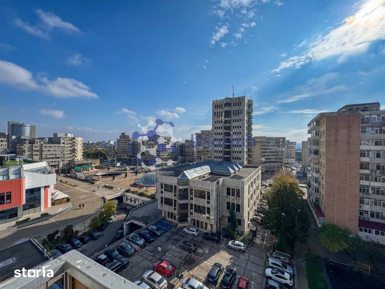 Apartament cu 2 camere decomandat în Hala Centrală