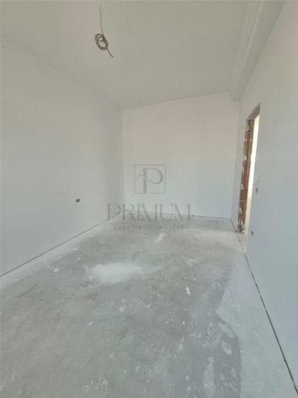 Duplex parter - 2 dormitoare - zona foarte buna - 7