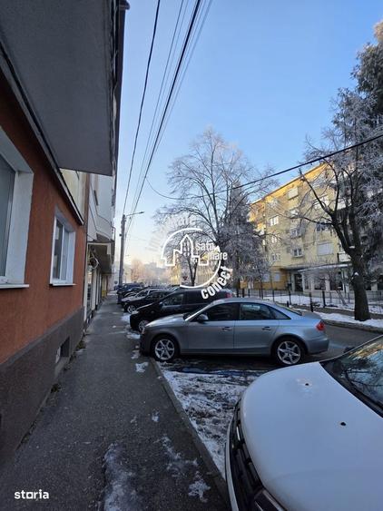 Apartament cu 2 camere semidecomandat în Central