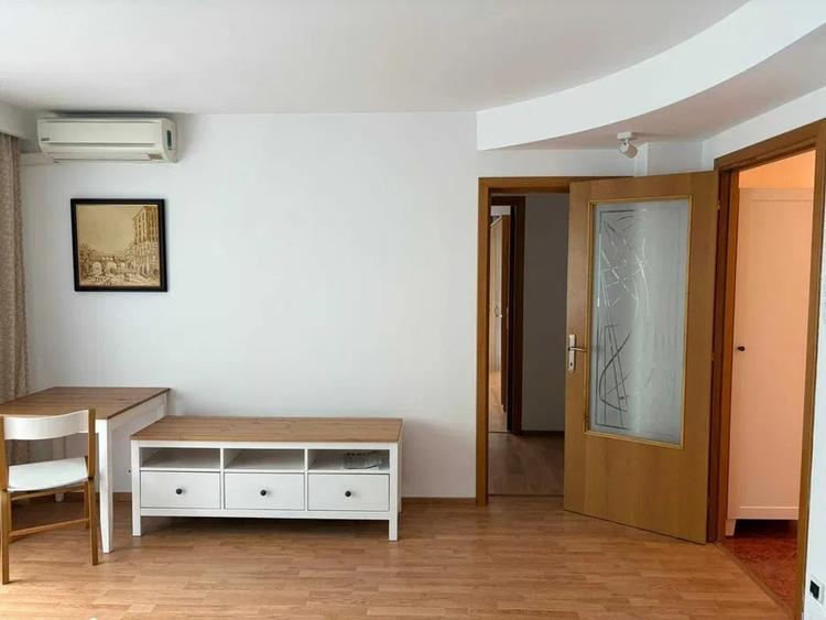 Apartament cu 2 camere decomandat, mobilat în Aviației