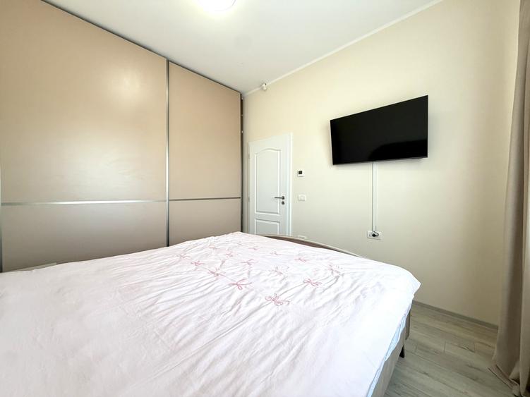 Duplex cu 3 camere cu Canalizare în Ghiroda