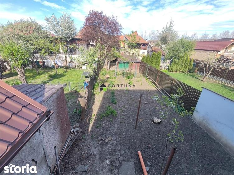 Casa singur in curte - Florilor - 13
