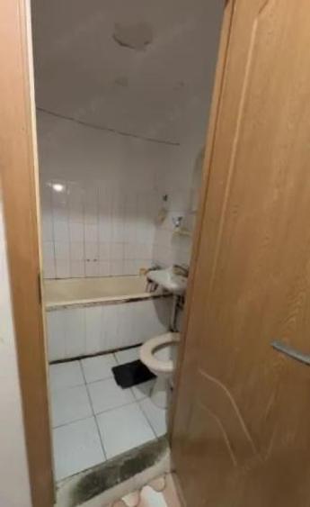 Apartament cu 4 camere în Brâncoveanu