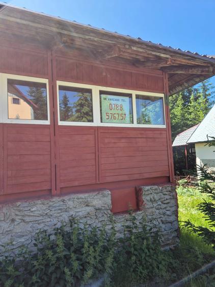 Casă cu 4 camere în Rânca