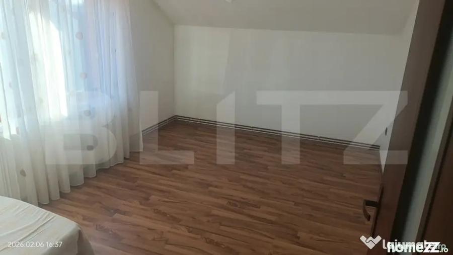 Casă cu 5 camere cu Teren 800 Mp în Central