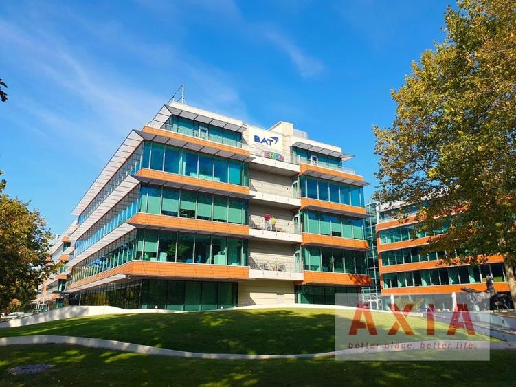 Birou, de 1,500 mp, în P-ta Presei Libere