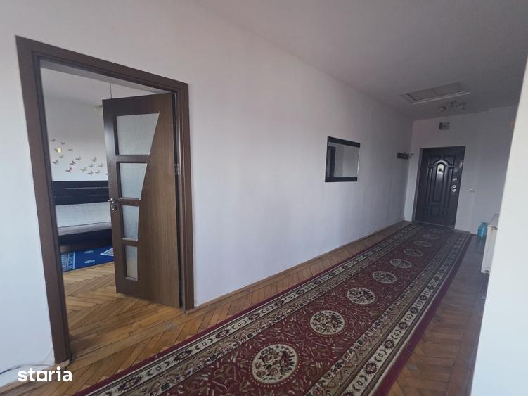 Inchiriez 2 camere str Lunga zona Complex Bartolomeu - 2