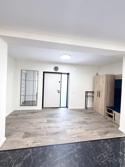 Casă cu 4 camere cu Teren 1014 Mp în Smeura