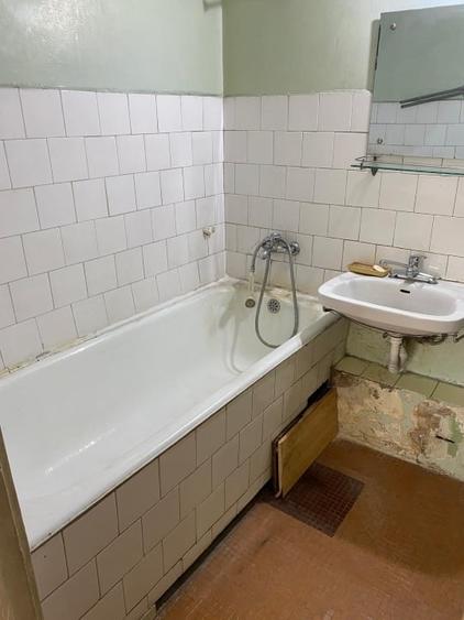 Apartament cu 2 camere decomandat în 1 Mai