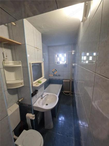 Apartament cu 2 camere semidecomandat în Dacia