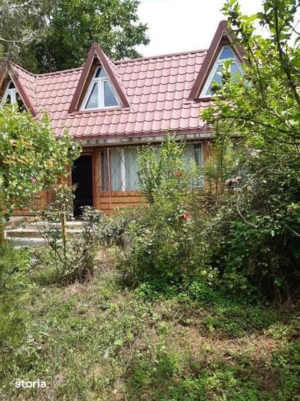 Casă cu 2 camere cu Teren 50 Mp în Fundeni