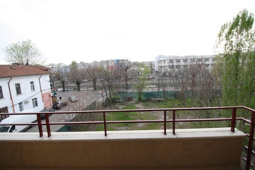 Birou, de 122 mp, în Timpuri Noi