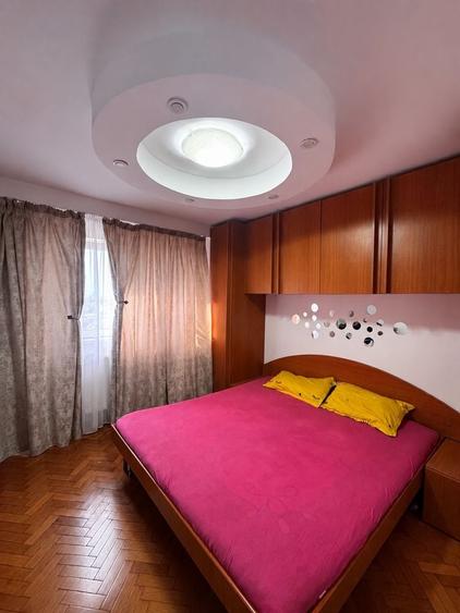 Apartament cu 2 camere decomandat în Unirii Sud