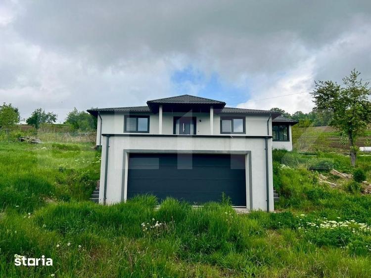Casă cu 3 camere cu Teren 2600 Mp în Livezile