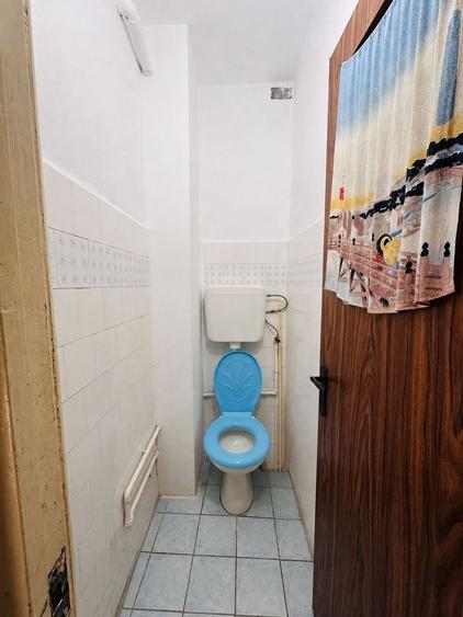 Apartament cu 4 camere semidecomandat în Drumul Taberei