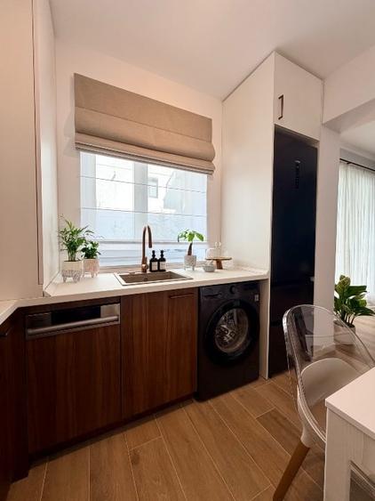 Apartament cu 2 camere decomandat, mobilat în Central
