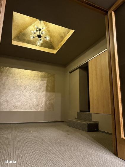 Apartament cu 3 camere în Piața Centrală
