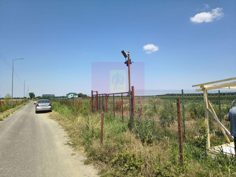 Teren de 582 mp, în Copăceni